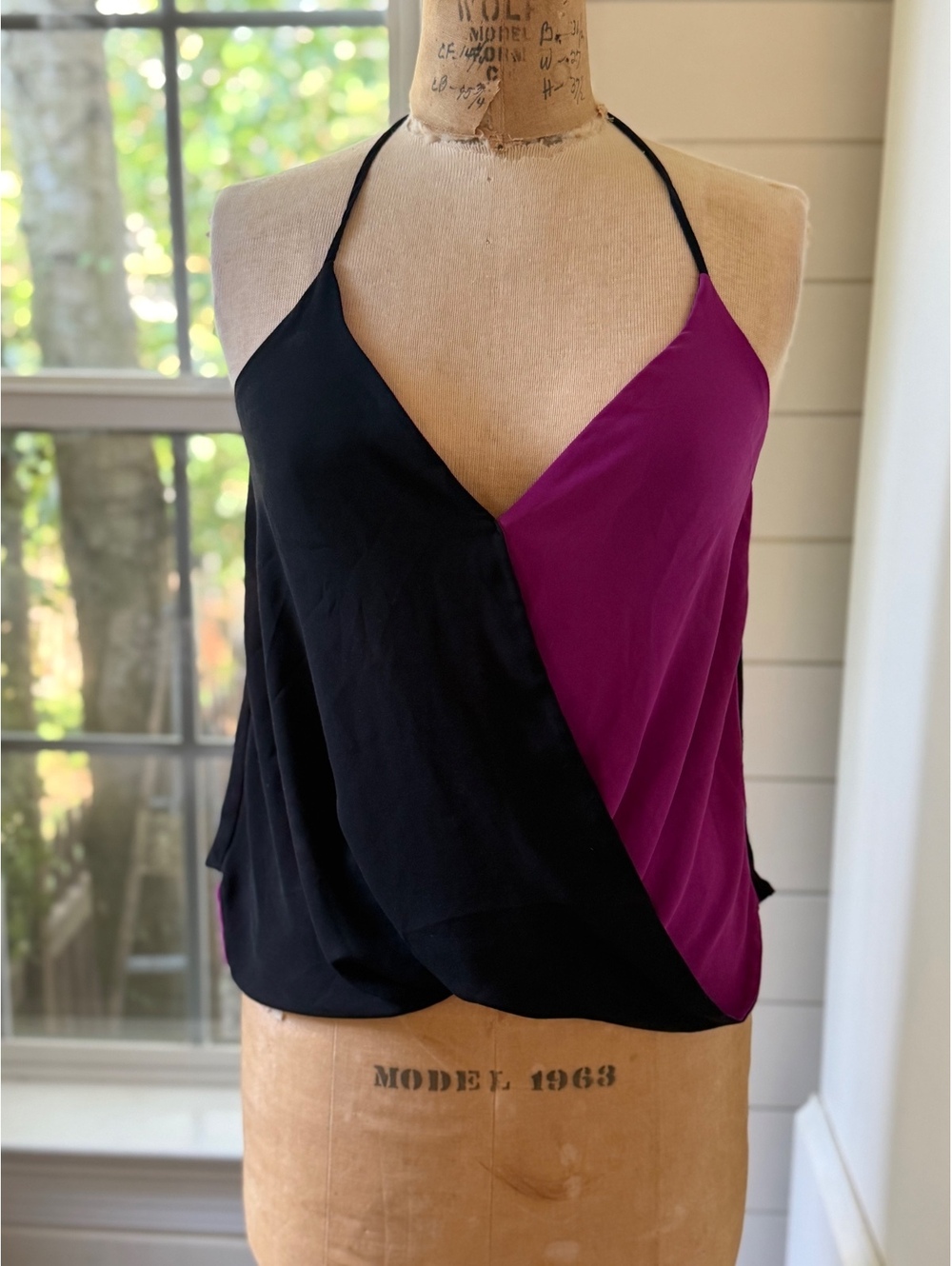 Minimalist AQUA Fuchsia & Black Colorblock Contemporary Halter Top Women’s XS